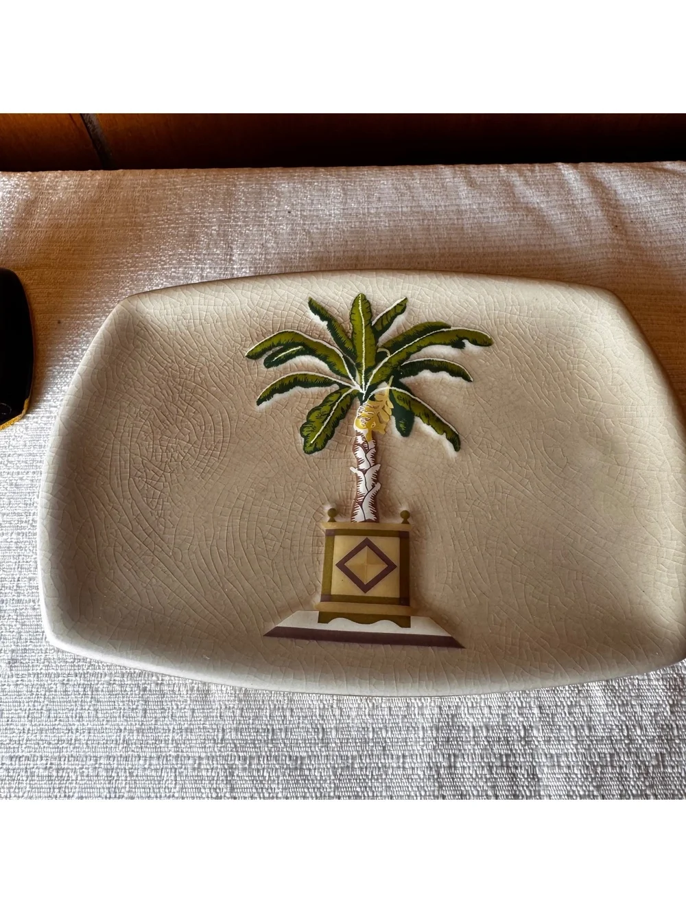 Avanti Banana Palm Linen Soap Dish & Lotion Soap Dispenser Bathroom Set